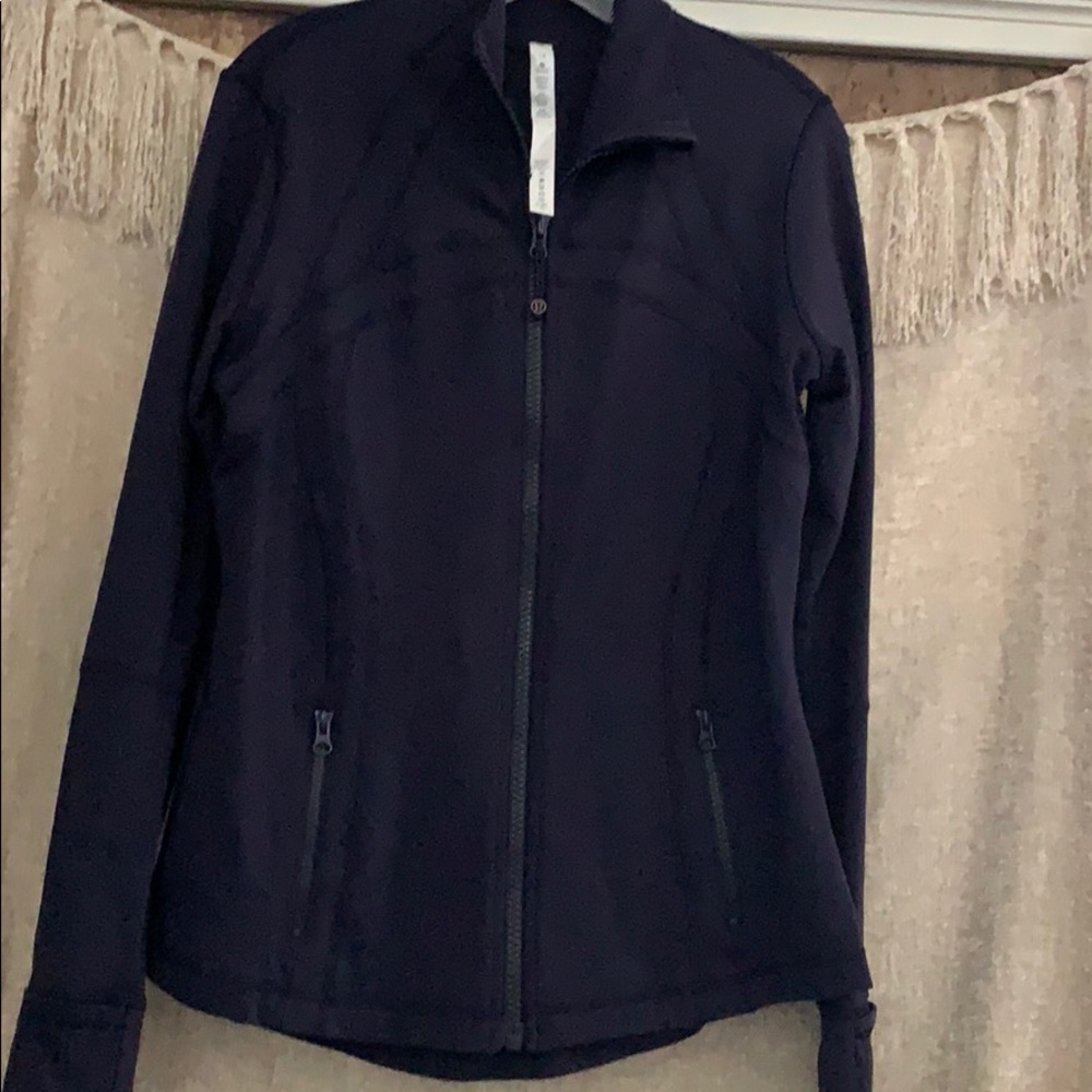Lulu define jacket